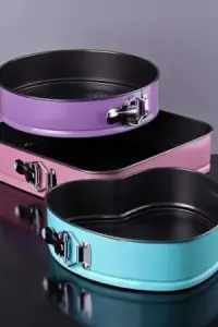 Renkli 3'lü Kelepçeli Kek Kalıbı KARE YUVARLAK KALPLİ